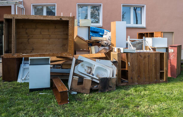 Best Basement Cleanout  in Bellport, NY
